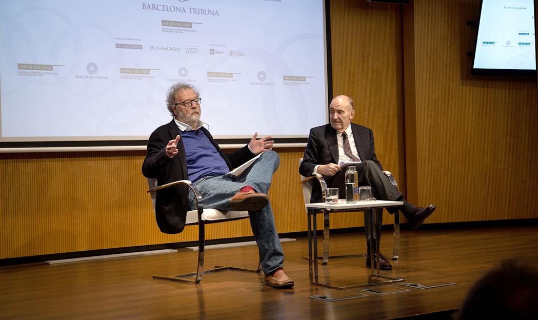 John Carlin i Miquel Roca a Barcelona Tribuna